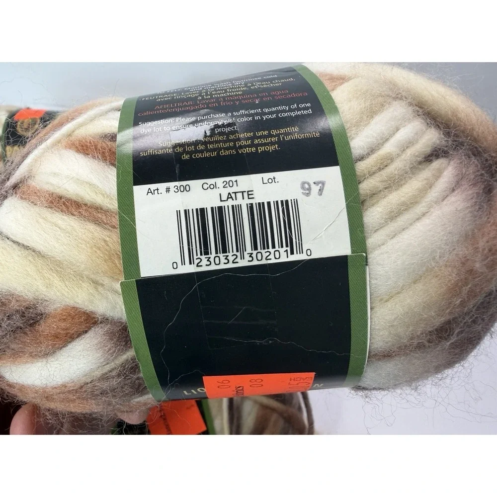 Lion Brand Yarn Bolero Lot Of 6 LATTE Color #201 3.5oz 100% Wool